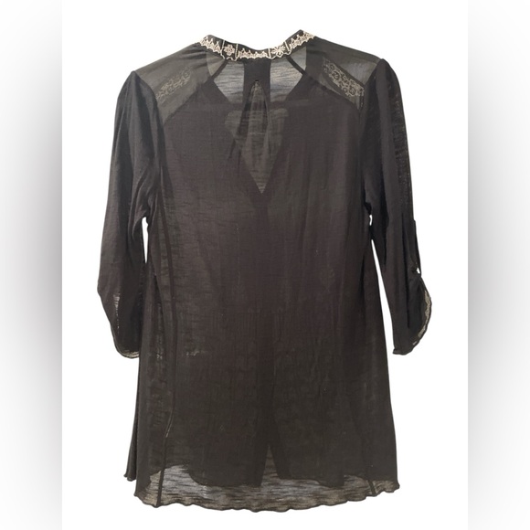 Anthropologie Tiny Black 3/4 Sleeve Embroidered Blouse Size Small - Picture 2 of 9